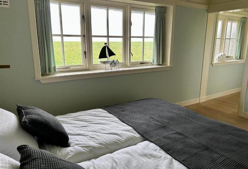 Номер Deluxe Вид на Море, Villa Nieuwland B&b