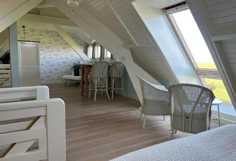 Люкс Deluxe Вид на Море, Villa Nieuwland B&b