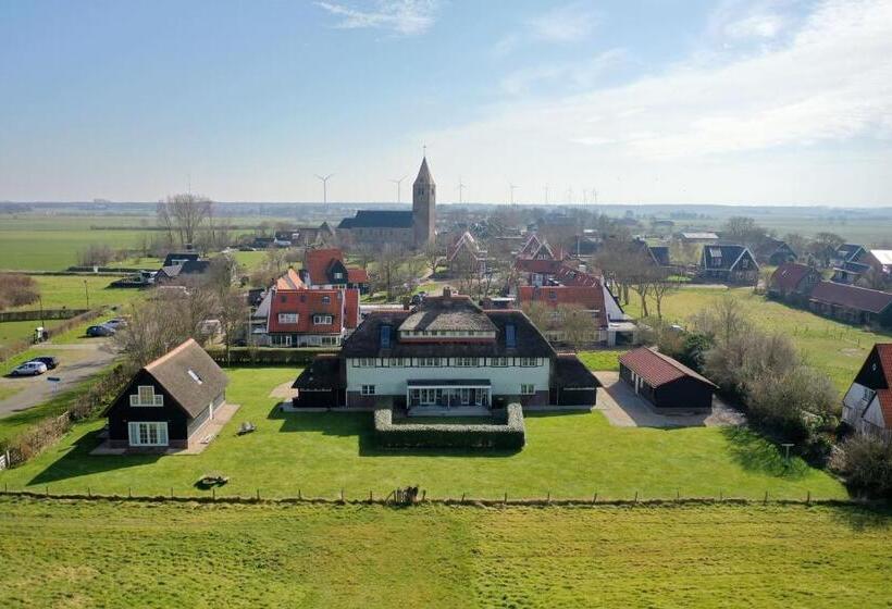 Дом 1 Спальня, Villa Nieuwland B&b