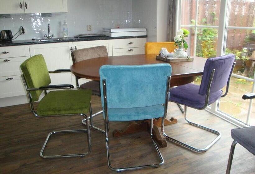 디럭스 룸, Bed And Breakfast De Zwanebloem
