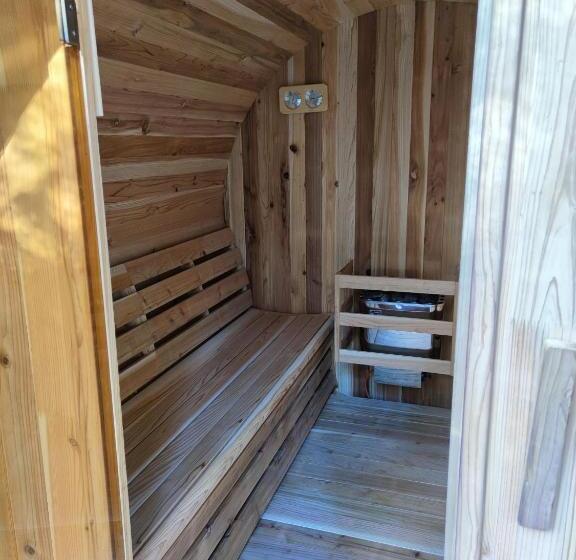 Номер Deluxe с Гидромассажем, Motel  Bungalow & Chaletpark De Brenkberg