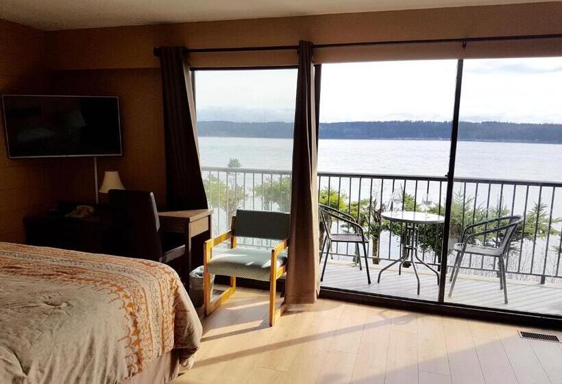 Suite Queen Bed, Above Tide Motel