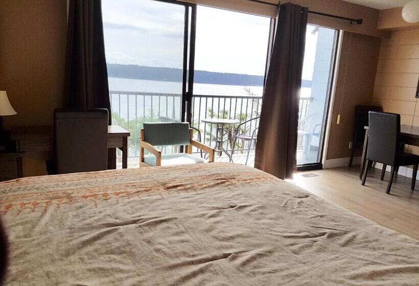 סוויטה עם מיטת קווין, Above Tide Motel