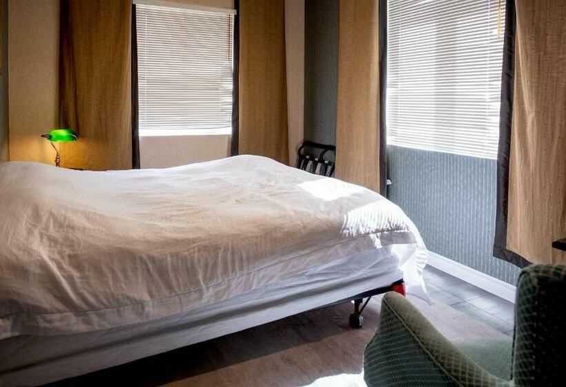 Номер Стандарт, Auberge Internationale Espace Globetrotter