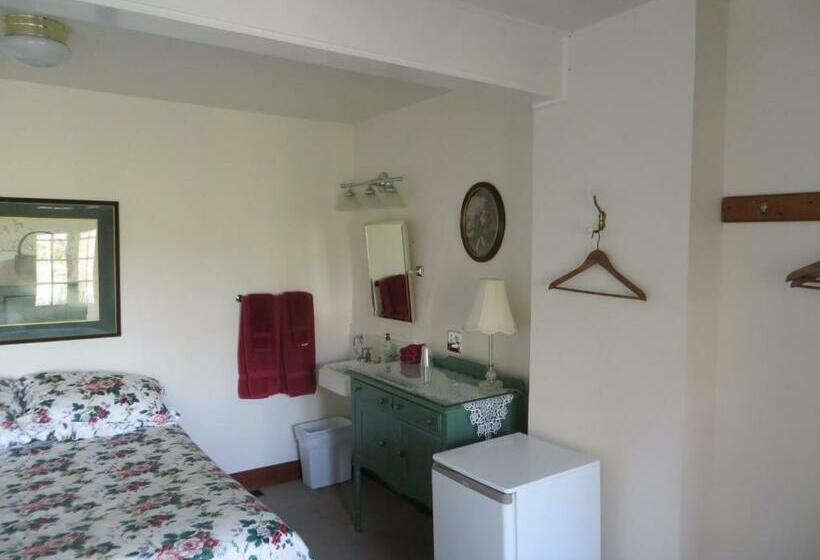 Номер Стандарт 2 Двуспальные Кровати, Northland Lodge
