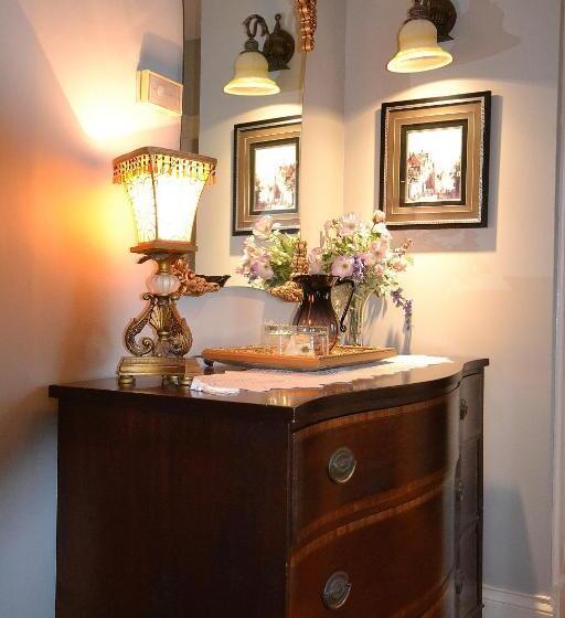 スイート, Briarwood Bed & Breakfast