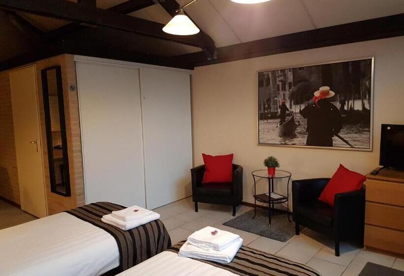 Номер Комфорт, Motel Oostvoorne