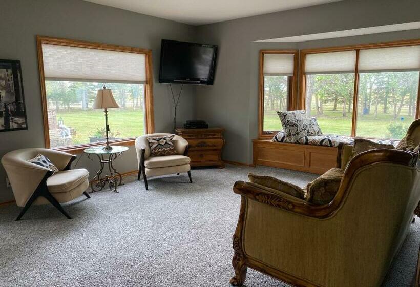 Стандартный Номер Кровать Кинг, Rolling Hills Country Resort Bed And Breakfast