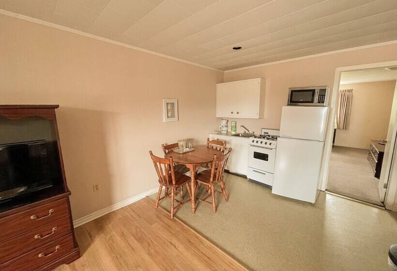 إستوديو قياسى, Silverwood Motel