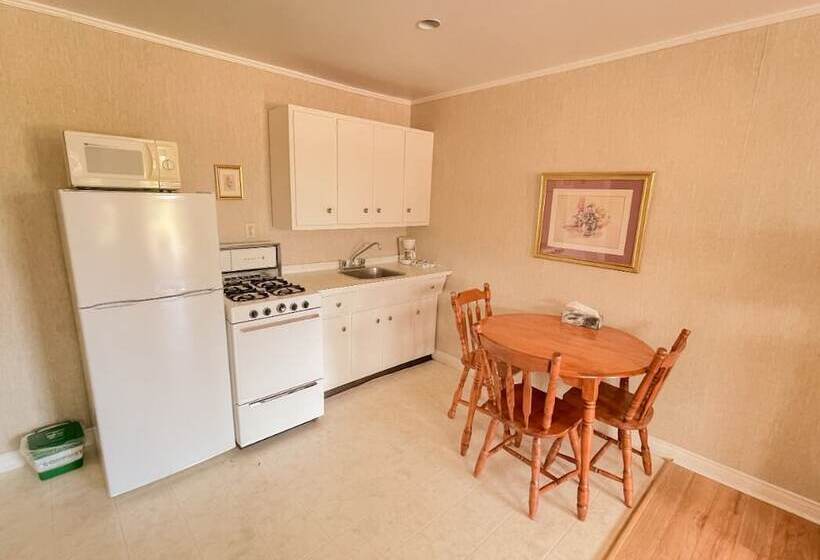 إستوديو قياسى, Silverwood Motel