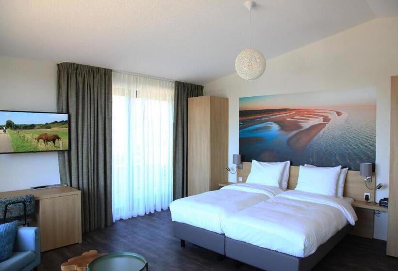 Deluxe Room with Balcony, Strandhotel Duinoord