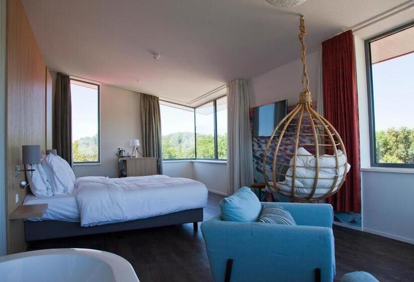 Suite with lake view, Strandhotel Duinoord