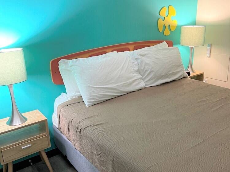 エコノミールーム, Bowmont Motel