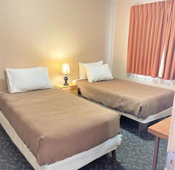 ファミリールーム, Bowmont Motel