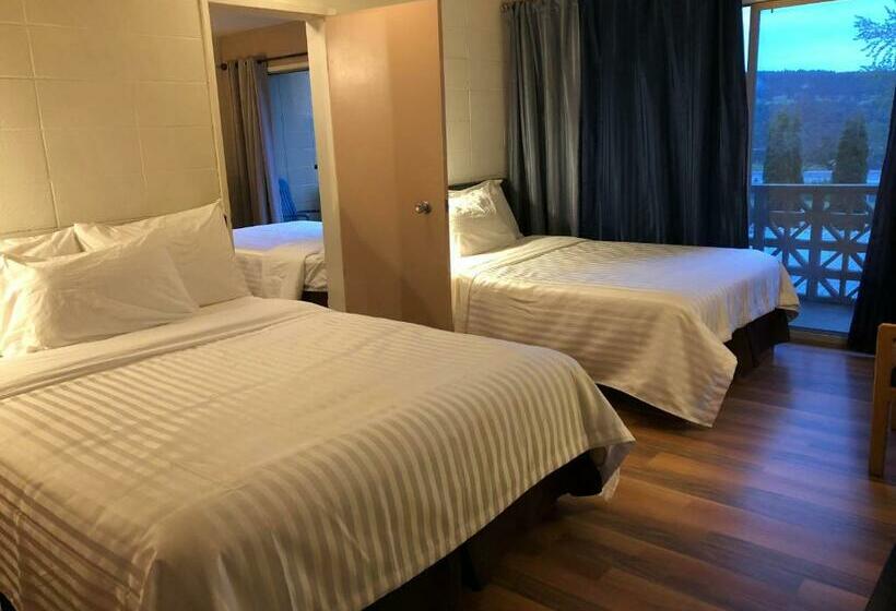 سوییت جونیور با چشم‌انداز دریا, Holiday House Motel