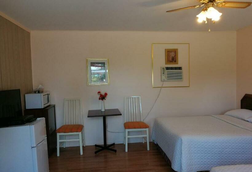 Номер Стандарт 2 Двуспальные Кровати, Motel Belair