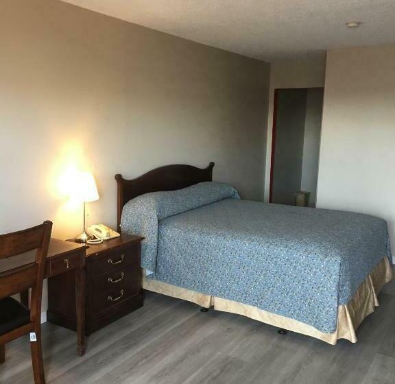 デラックススイート, Red Deer Inn & Suites