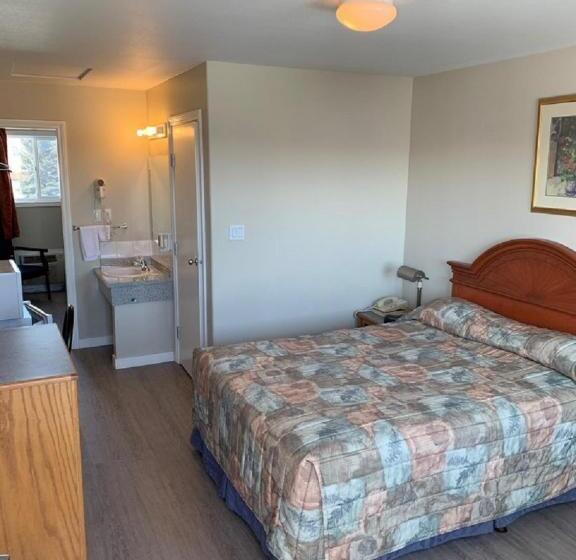带2个卧室的套房, Red Deer Inn & Suites