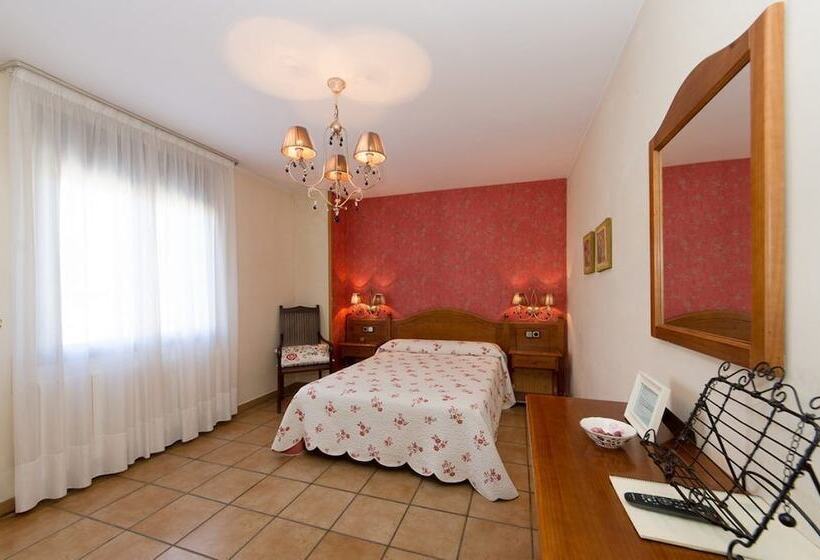 Номер Стандарт, Casa Puyuelo Tierrantona