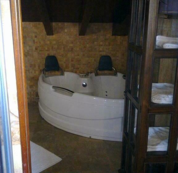 Habitación Familiar, Casona Los Gamonales