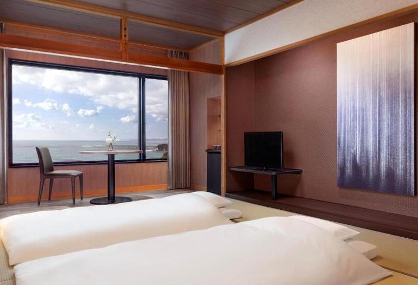 اتاق استاندارد با چشم‌انداز دریا, Nanki Shirahama Marriott