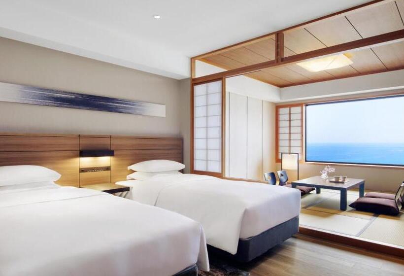 Номер Стандарт Вид на Море, Nanki Shirahama Marriott
