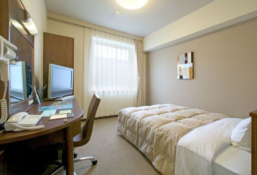 חדר סטנדרט יחיד, Route Inn Yatsushiro