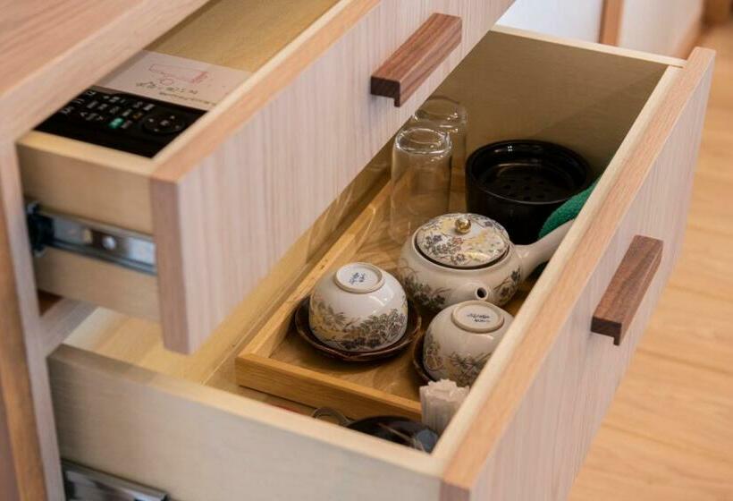 Номер Deluxe, Shosenkaku Kagetsu