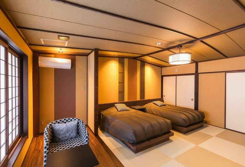 Номер Superior, Tsuta Onsen Ryokan