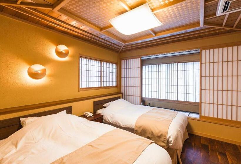 Президентский Люкс, Tsuta Onsen Ryokan