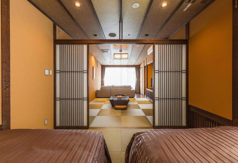 Полулюкс, Tsuta Onsen Ryokan