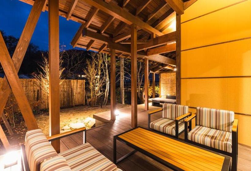‫فيلا غرفة نوم واحدة مطلة على الحديقة, Tsuta Onsen Ryokan