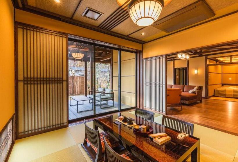 ‫فيلا غرفة نوم واحدة مطلة على الحديقة, Tsuta Onsen Ryokan