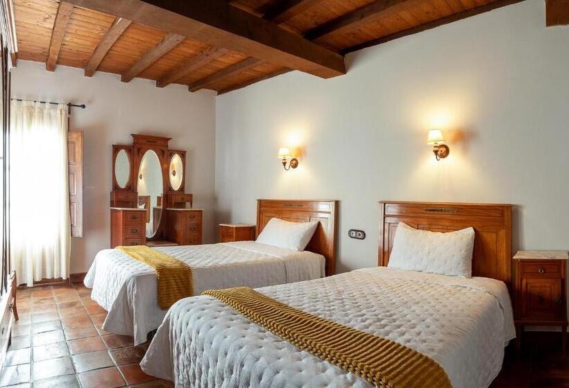 Номер Стандарт с Балконом, Casa Rural La Fuente Del Jerte