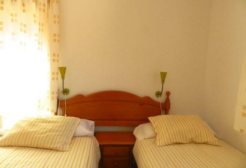 Номер Стандарт, Hostel El Lago, Caceres