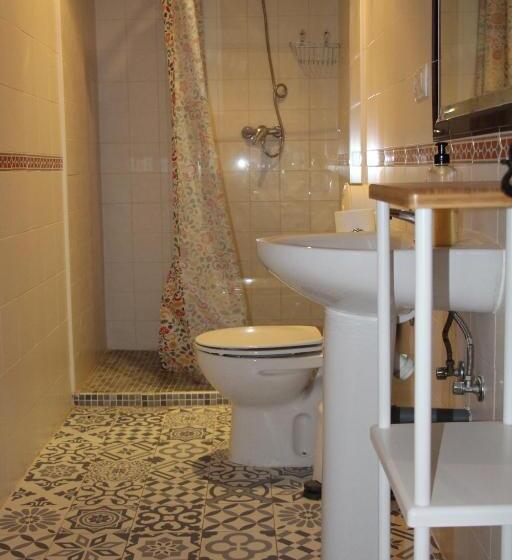 Студия Стандарт, Hostel El Lago, Caceres