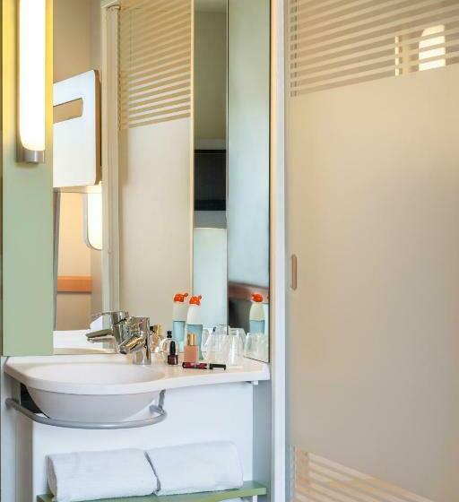 Номер Стандарт с Койками, Ibis Budget Valencia Alcasser