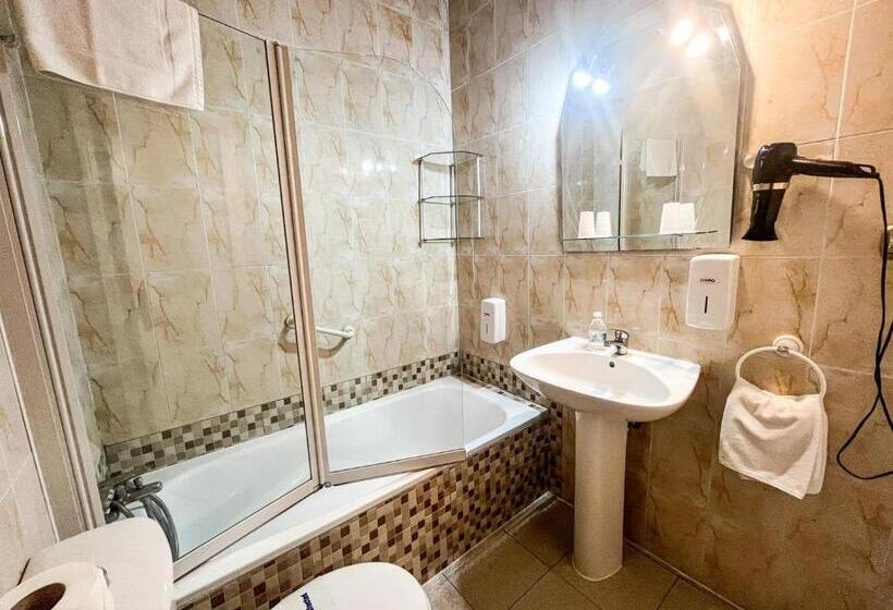 Номер Стандарт, Hacienda Guadalquivir