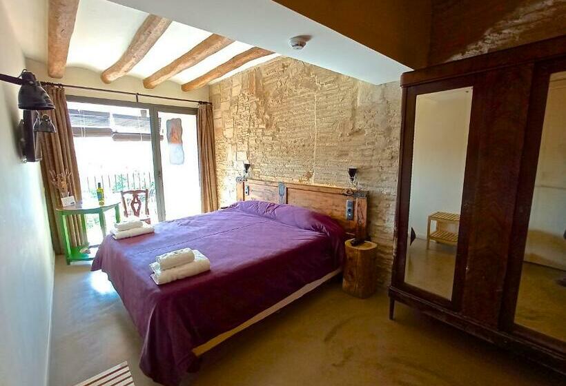 اتاق استاندارد با چشم‌انداز کوهستان, Restaurant Lotus Priorat