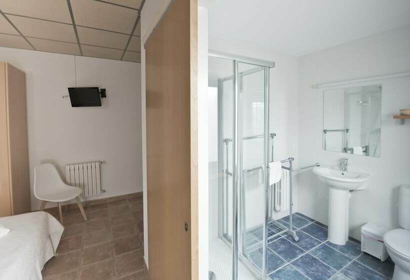 Номер Стандарт, Hostal La Salut De Terrades