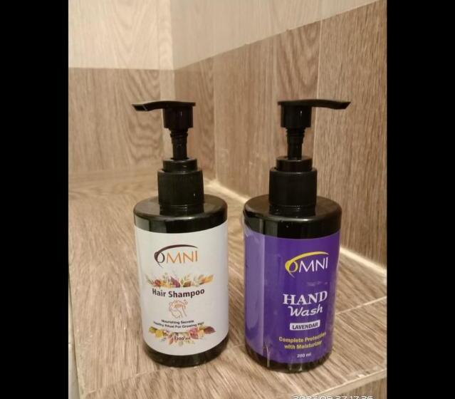 جناح عائلي, Omni Plaza