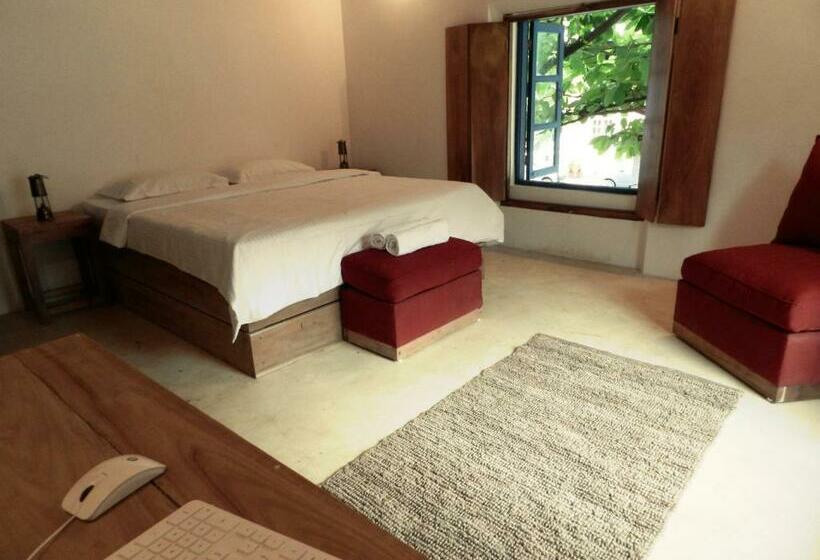 اتاق لوکس, The Old Quarter Hostel
