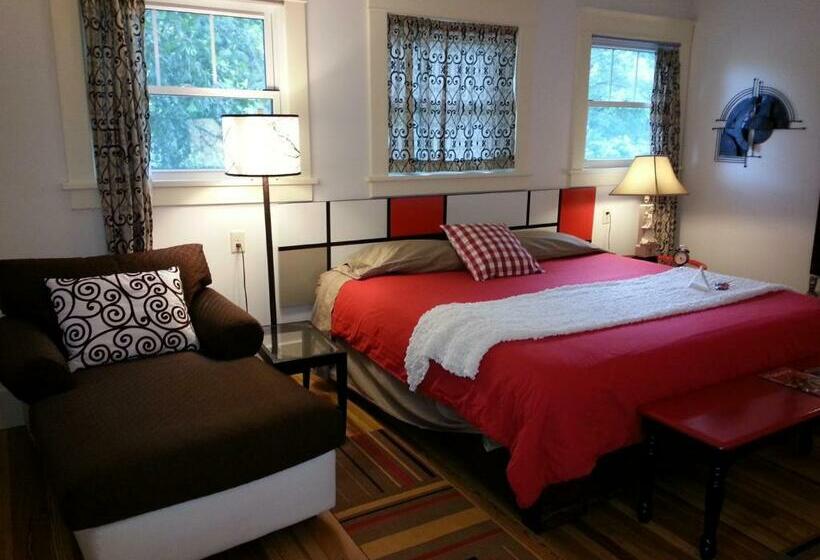 سوئیت با تخت بزرگ, Anderson Bed & Breakfast