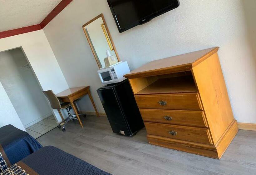 标准间, Budget Inn
