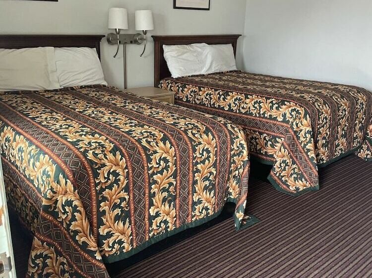 Номер Стандарт 2 Двуспальные Кровати, American Inn Motel
