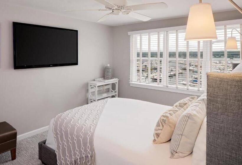 חדר דלוקס, Inn At Harbor Hill Marina