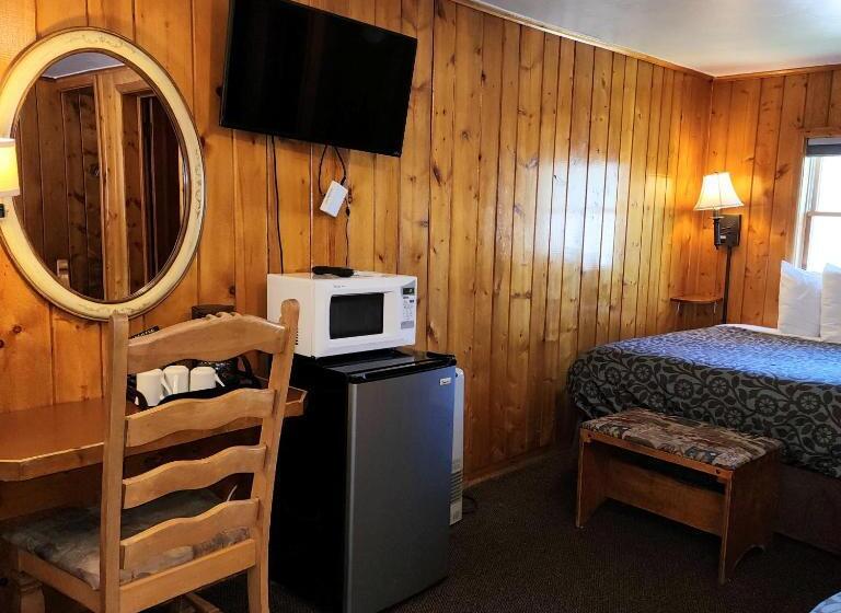 Номер Стандарт, Canyon Motel Near Rocky Mountain National Park