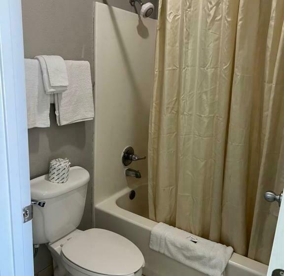 Habitació Estàndard amb Cuina, Country Inn Motel