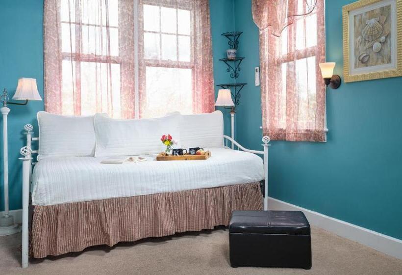Трехместный Номер Deluxe, Keystone Inn Bed And Breakfast