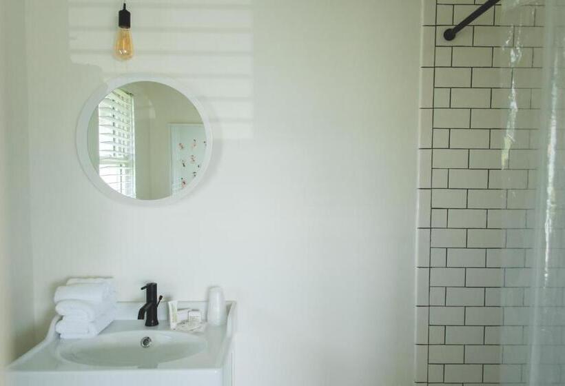 Апартаменты Премиум 1 Спальня, Breakers Montauk